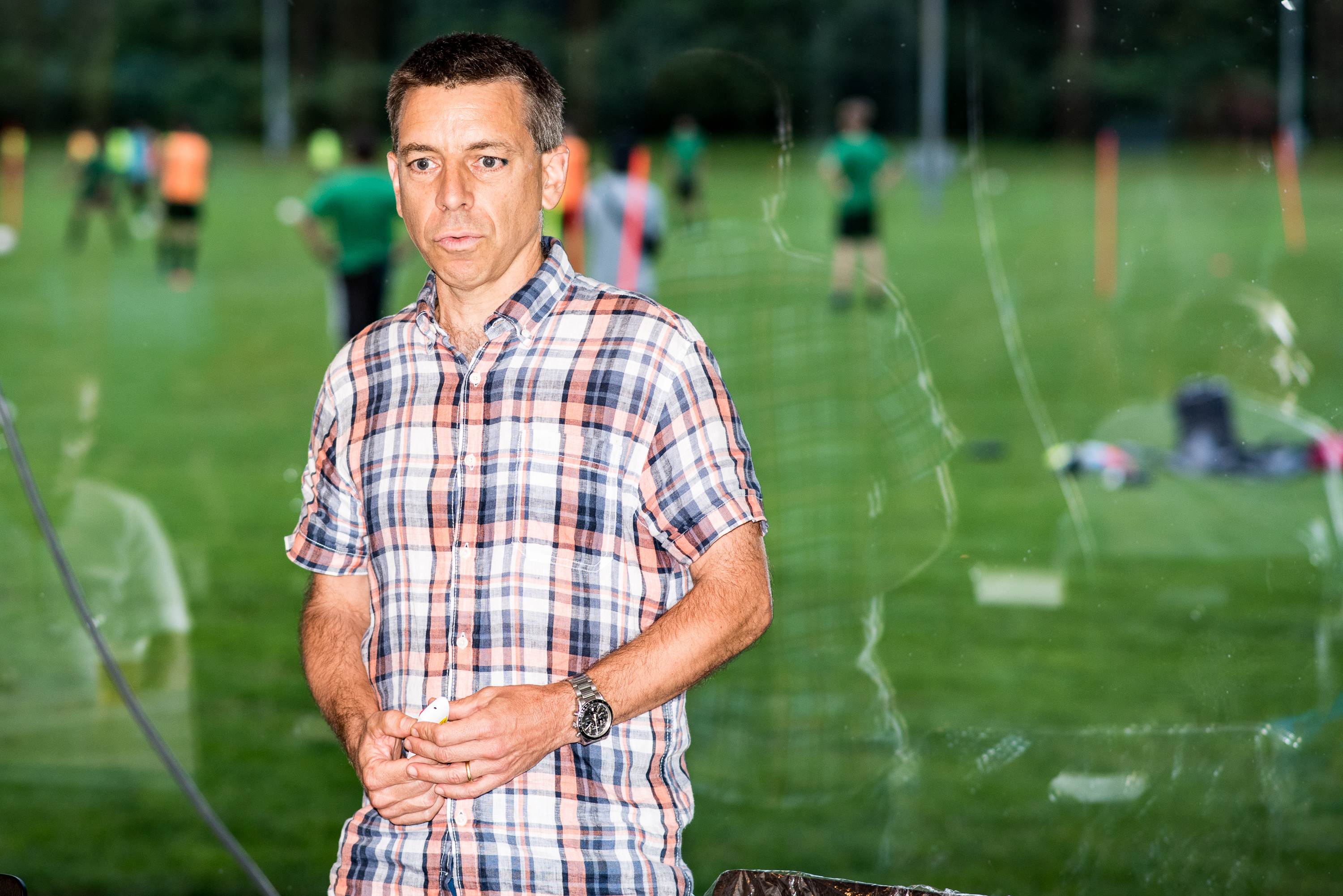 Roland begrüsst die Lauf-Treff-Familie.